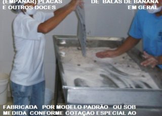 Mesas para Açucarar balas de banana e doces com borda alta AGMAC- MIER-1015-BC