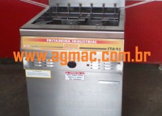 FRITADEIRA INDUSTRIAL ADEQUADA PARA ALHO - AGMAC - FTA-95 DE 5 BANDEIJAS