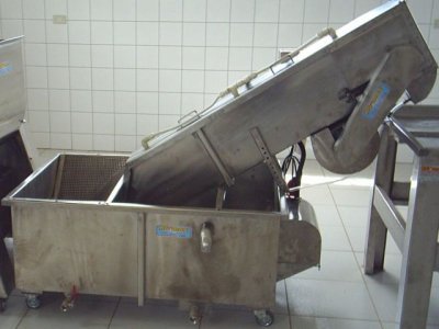 Lavador Automático contínuo com descarga por esteira -AGmac® - LA - 500