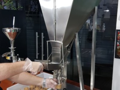 Envasador Manual - EPI - 50 - II - para produtos pastosos*, polpas frutas, doces, temperos de alho e cebola ou picado*