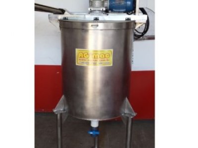 Misturador inox tanque vertical - AGMAC - MTV-100-X  - sistema de mistura com processador / moedor